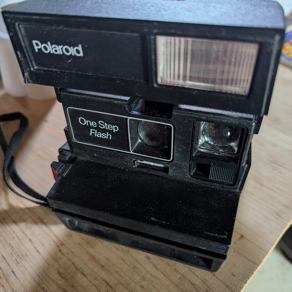 Polaroid OneStep Flash Instant Camera - Black